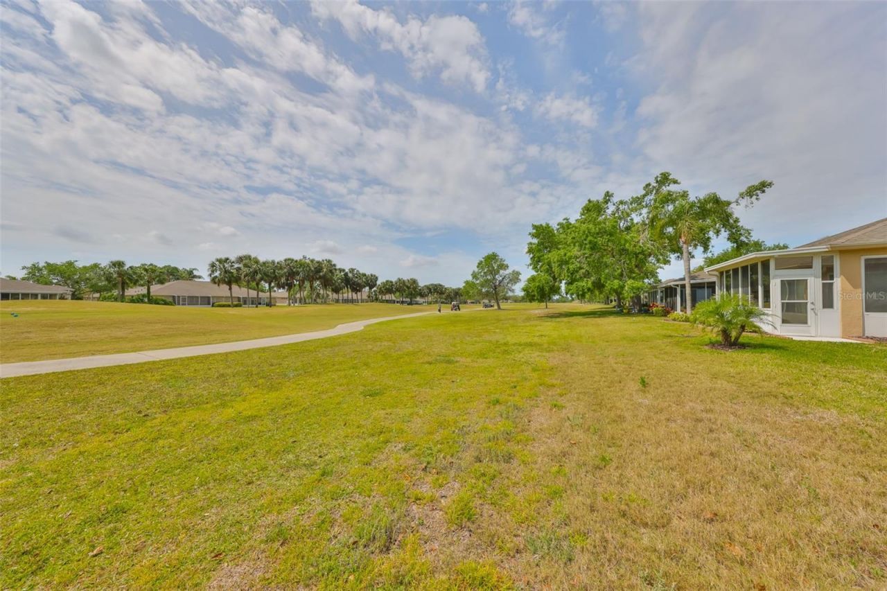 2112 Acadia Greens Drive , Unit 62, Sun City Center, FL 33573 Photo