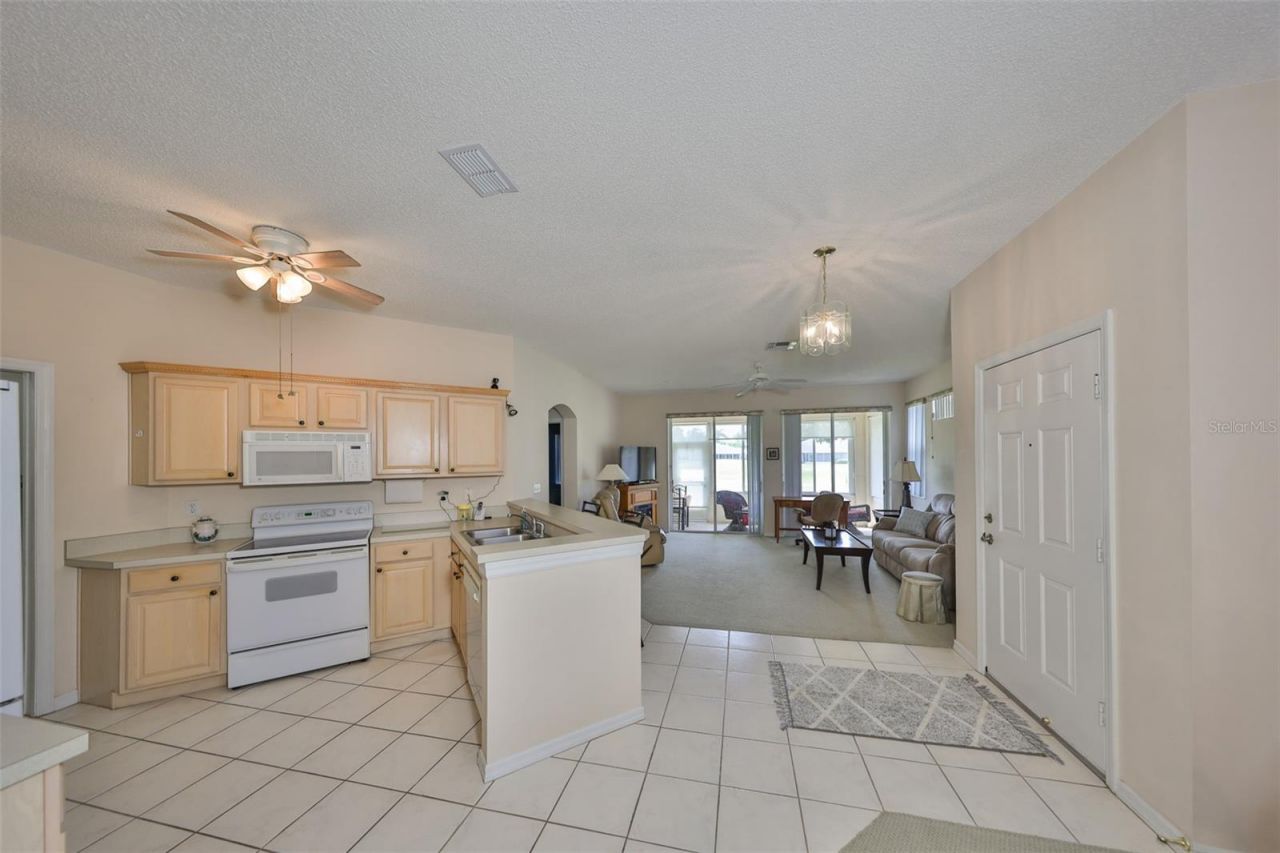 2112 Acadia Greens Drive , Unit 62, Sun City Center, FL 33573 Photo