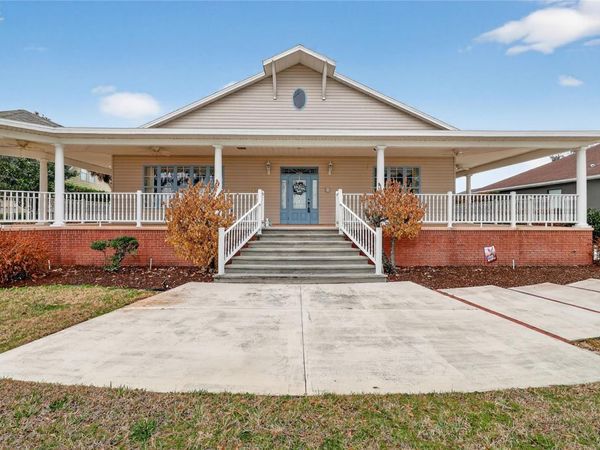 2128 LAKE ARIANA BOULEVARD, AUBURNDALE, FL 33823