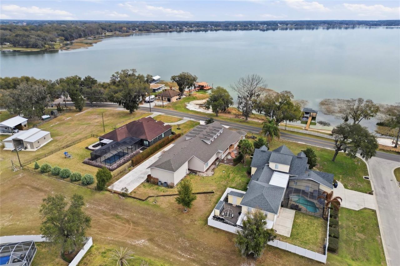 2128 Lake Ariana Boulevard, Auburndale, FL 33823 Photo