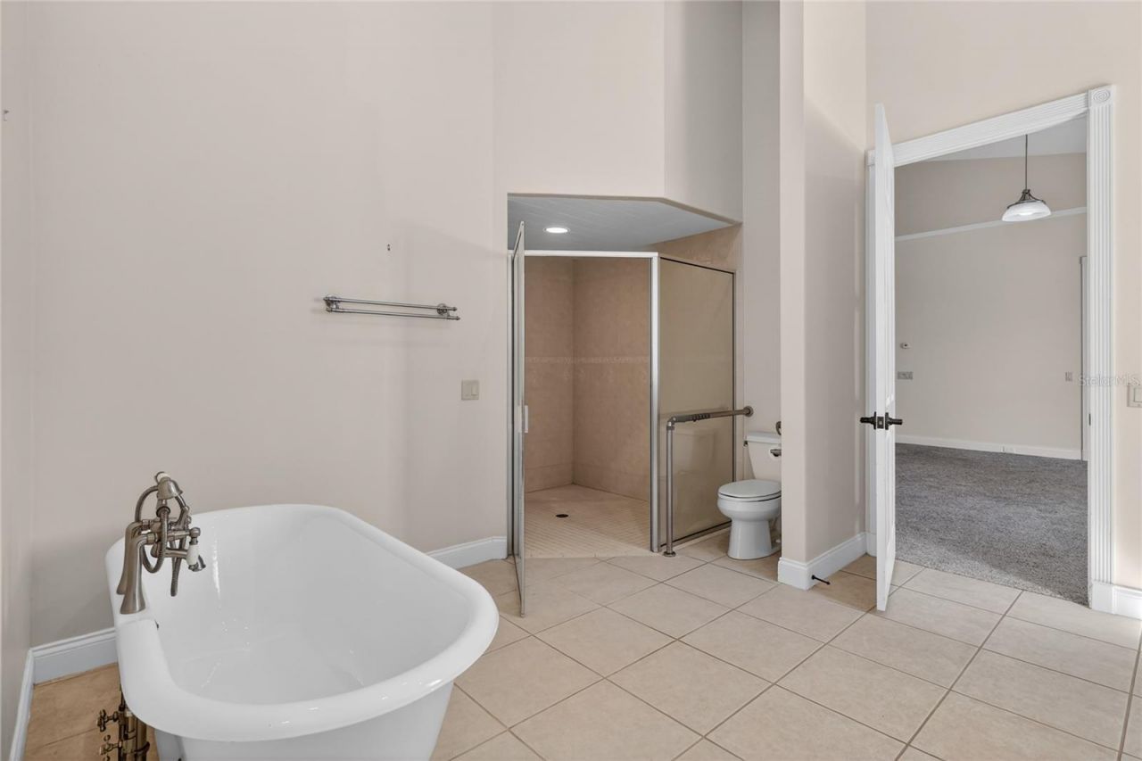 2128 Lake Ariana Boulevard, Auburndale, FL 33823 Photo