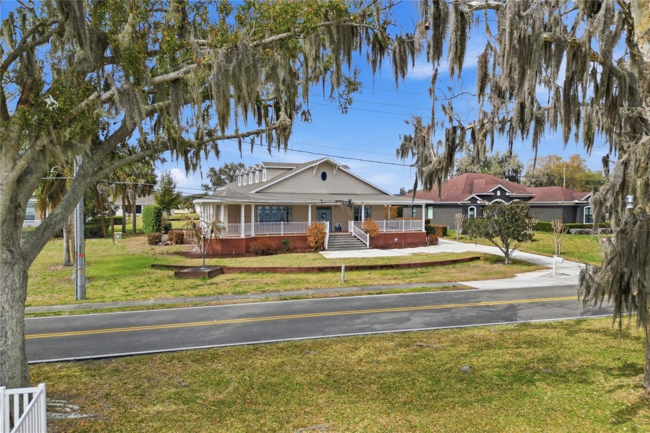2128 Lake Ariana Boulevard, Auburndale, FL 33823 Photo