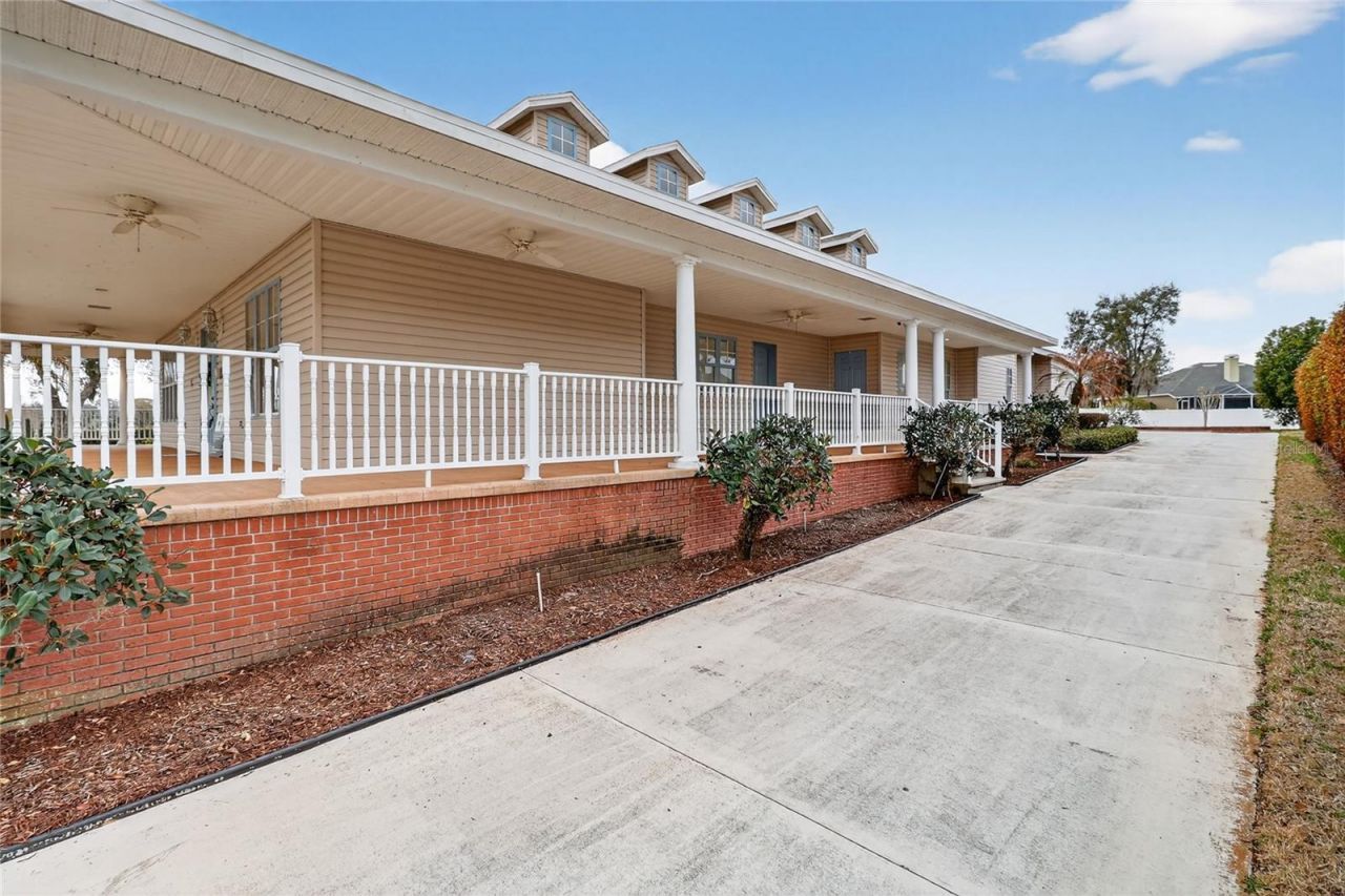 2128 Lake Ariana Boulevard, Auburndale, FL 33823 Photo