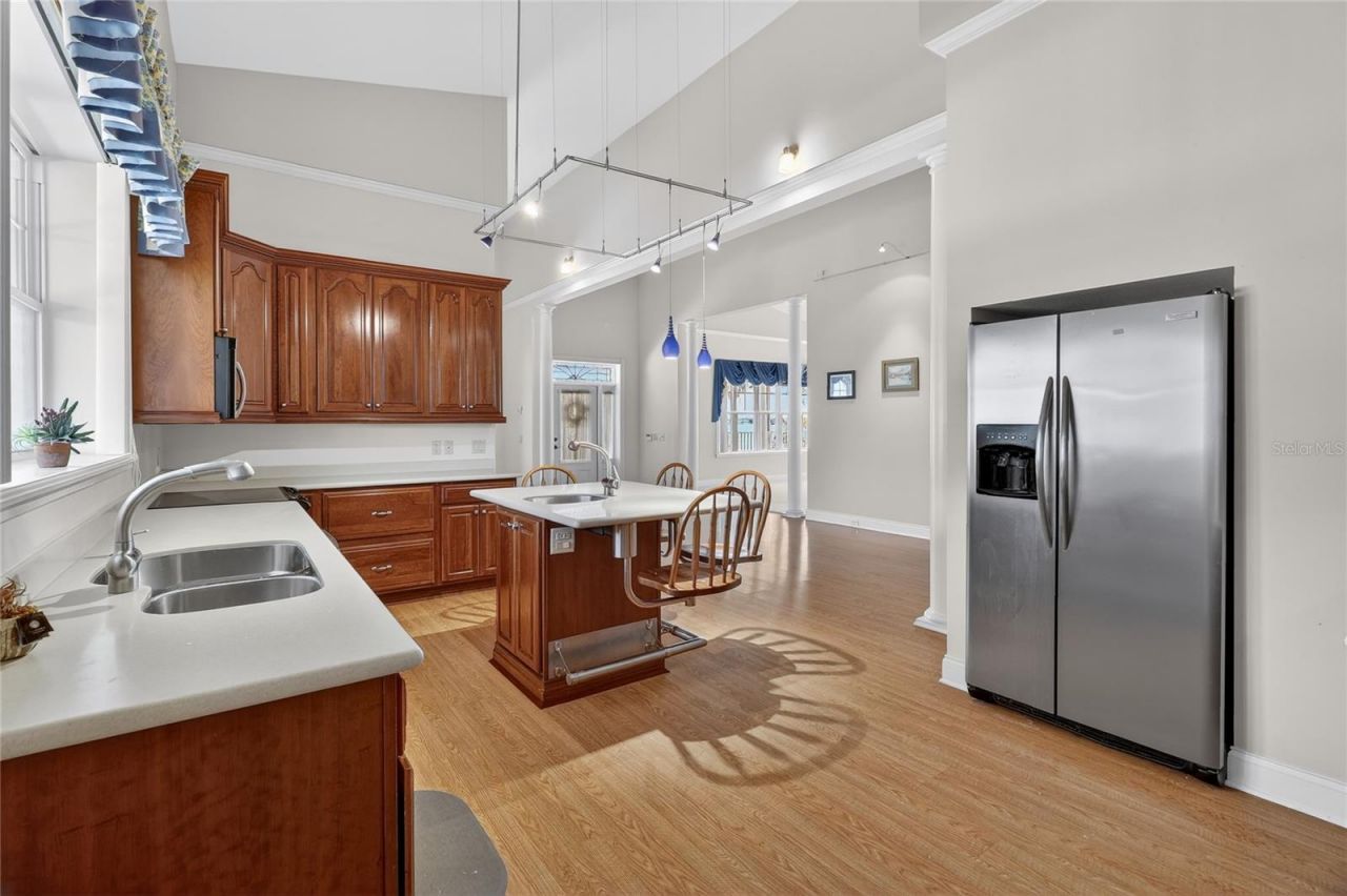 2128 Lake Ariana Boulevard, Auburndale, FL 33823 Photo