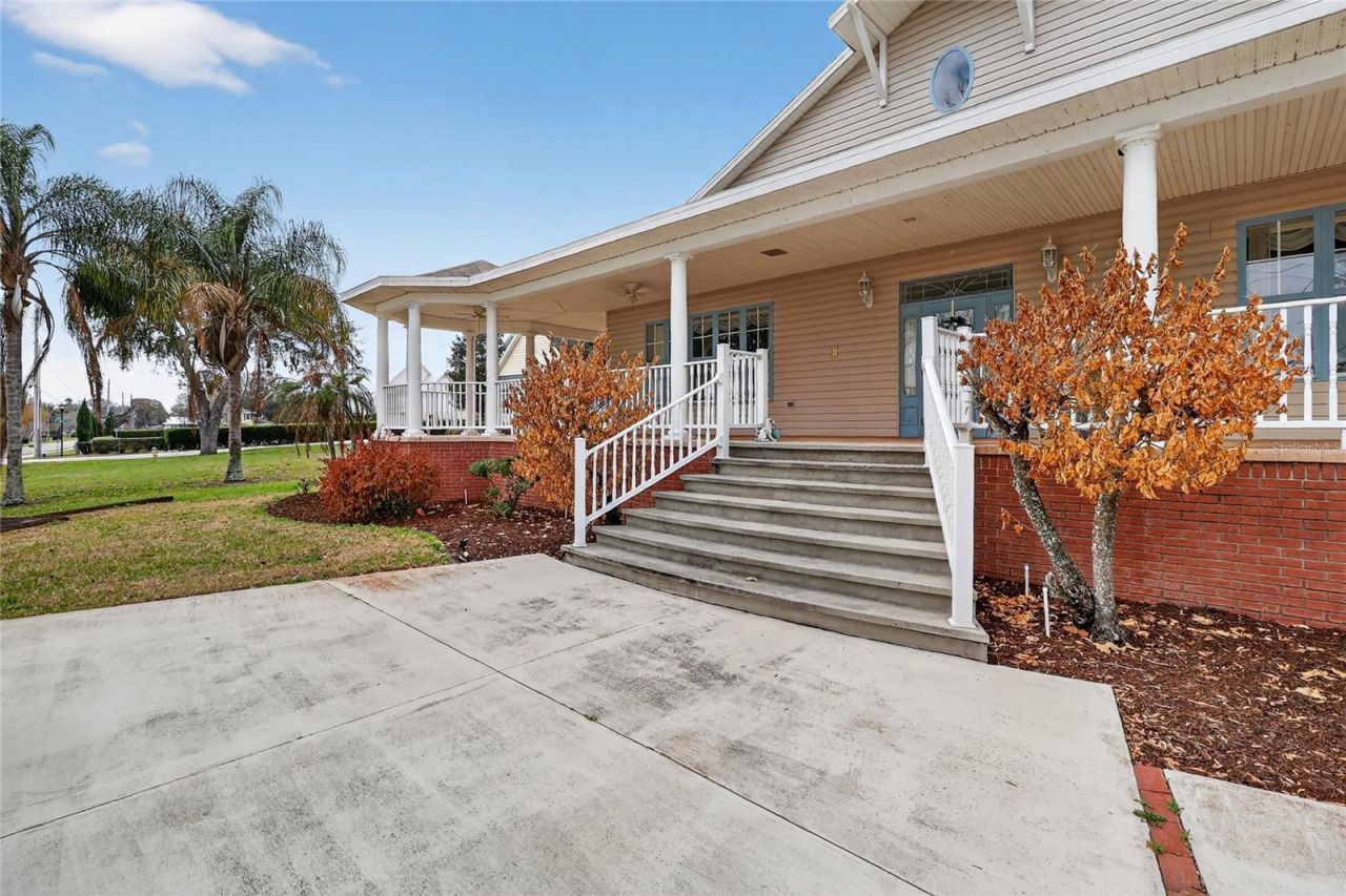 2128 Lake Ariana Boulevard, Auburndale, FL 33823 Photo