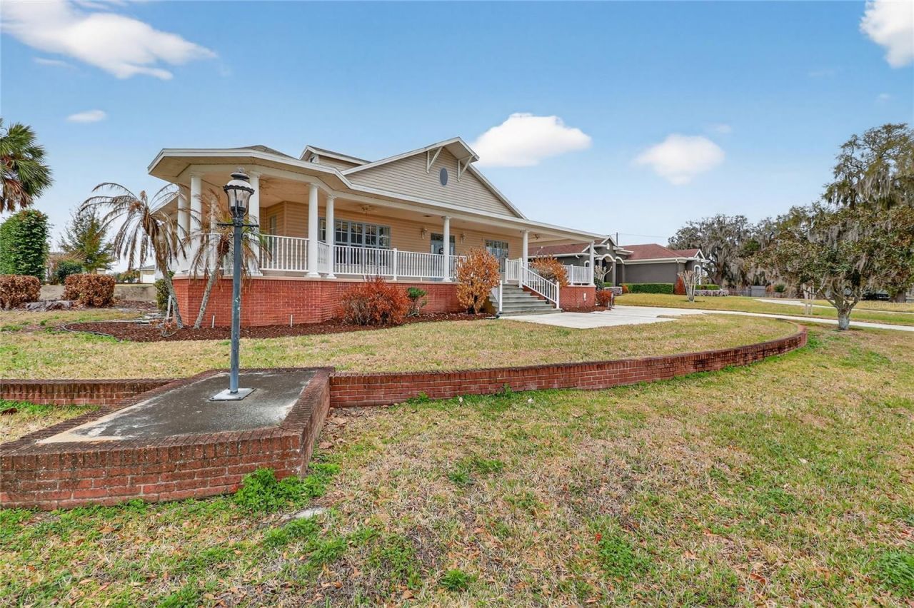 2128 Lake Ariana Boulevard, Auburndale, FL 33823 Photo