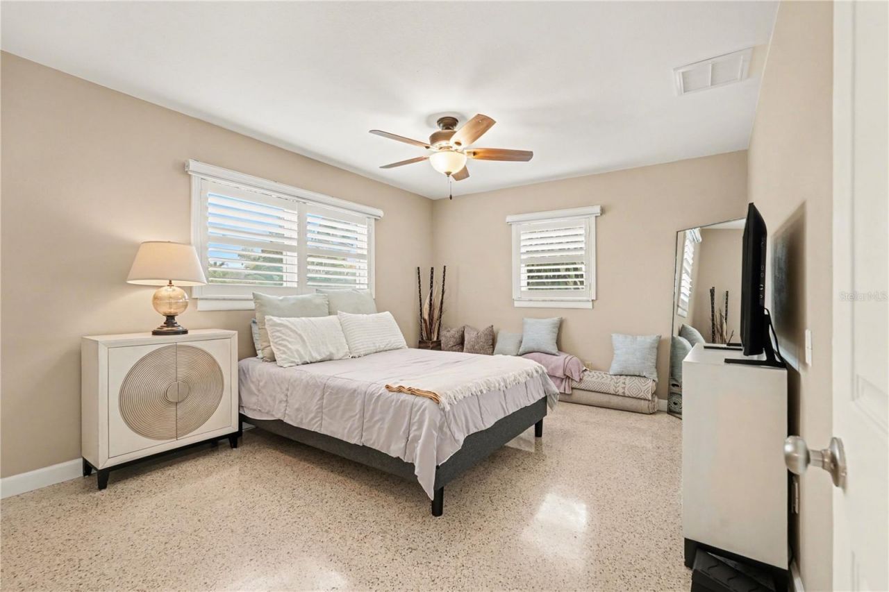 8958 110th Street , Seminole, FL 33772 Photo