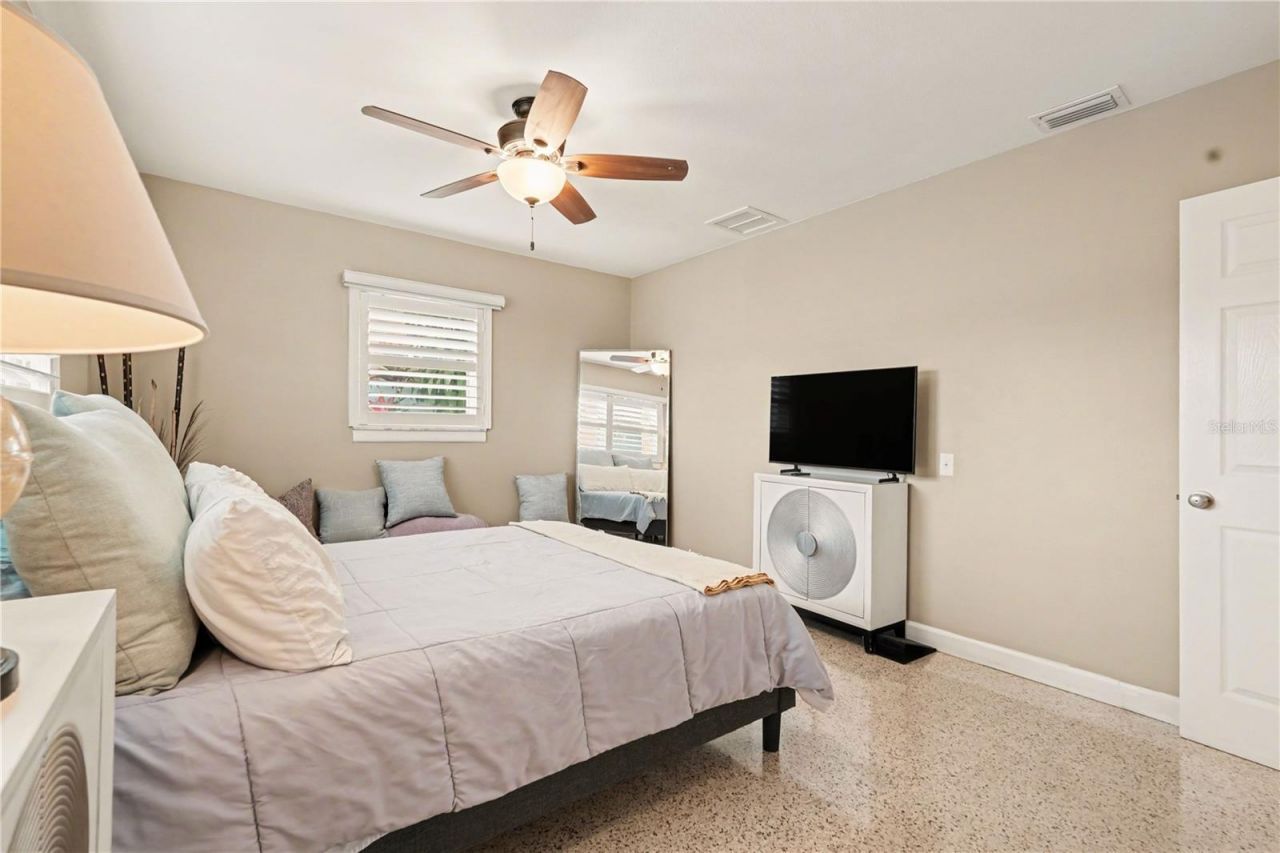 8958 110th Street , Seminole, FL 33772 Photo