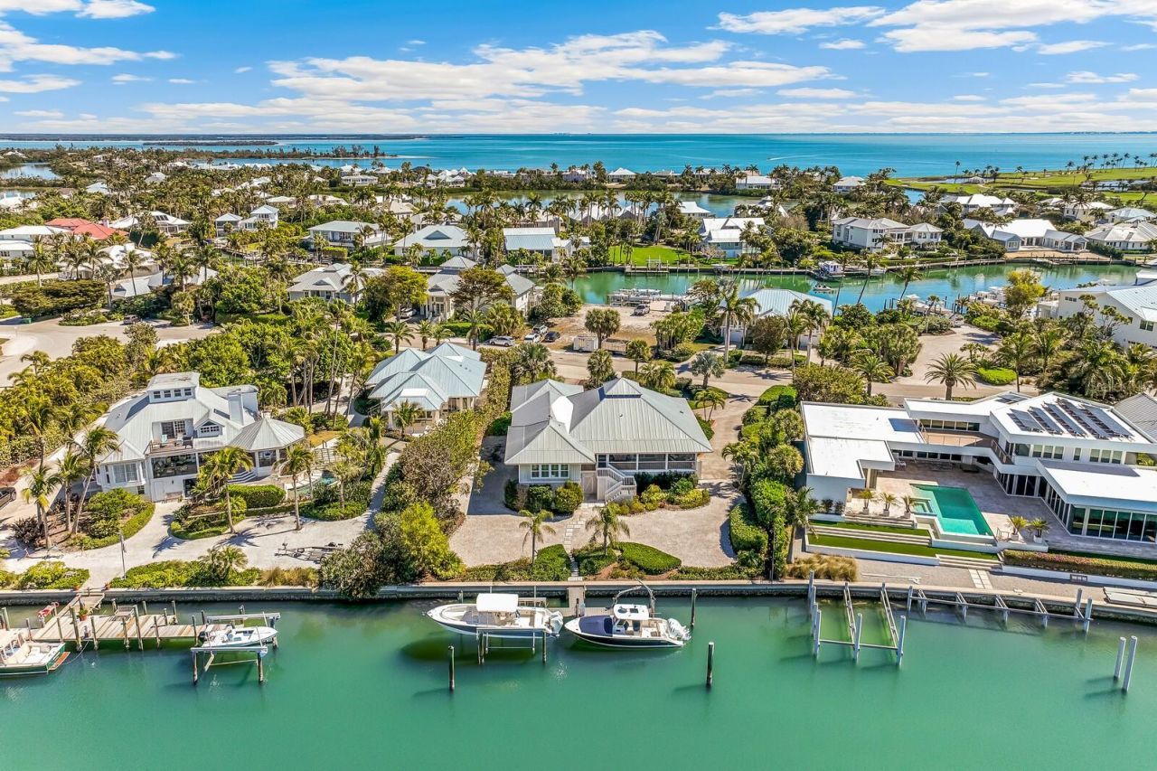 1627 Gaspar Drive S, Boca Grande, FL 33921 Photo