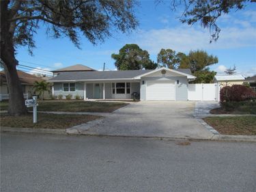150 FIESOLE STREET , VENICE, FL 34285