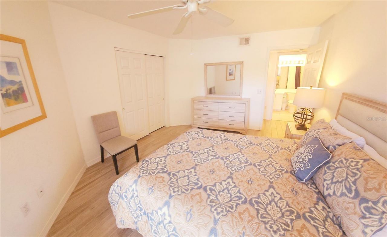 850 S Tamiami Trail , Unit 704, Sarasota, FL 34236 Photo