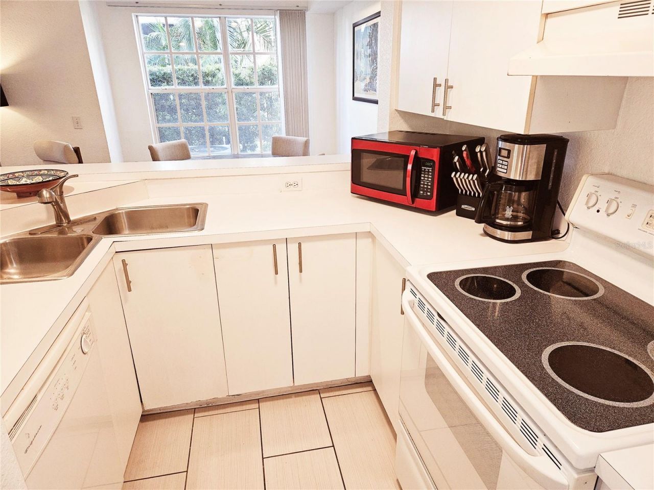 850 S Tamiami Trail , Unit 704, Sarasota, FL 34236 Photo