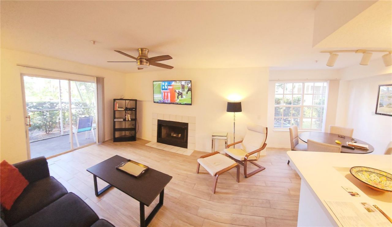 850 S Tamiami Trail , Unit 704, Sarasota, FL 34236 Photo