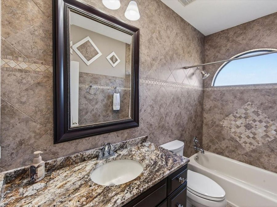 Property Image 63