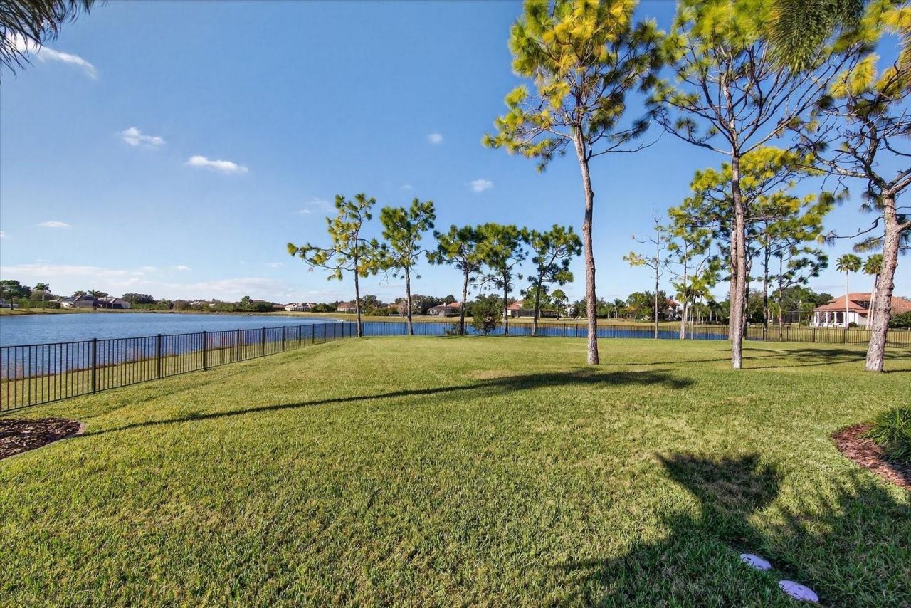 22580 Morning Glory Circle, Bradenton, FL 34202 Photo