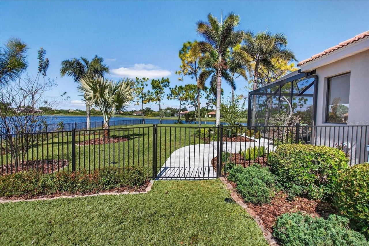 22580 Morning Glory Circle, Bradenton, FL 34202 Photo