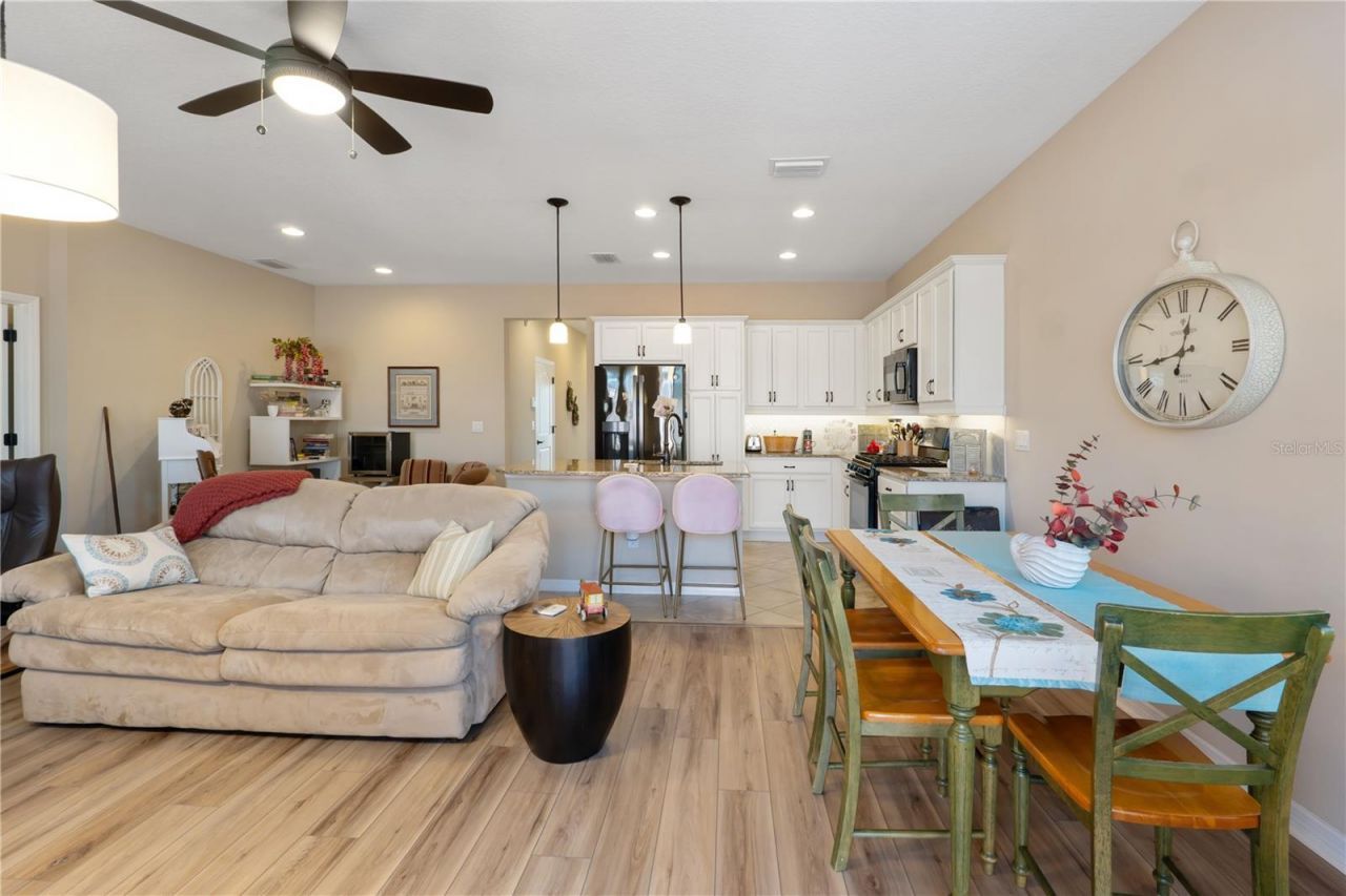 5265 NW 33rd Place , Ocala, FL 34482 Photo