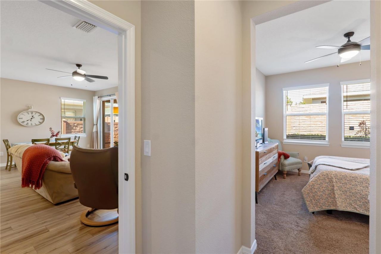 5265 NW 33rd Place , Ocala, FL 34482 Photo