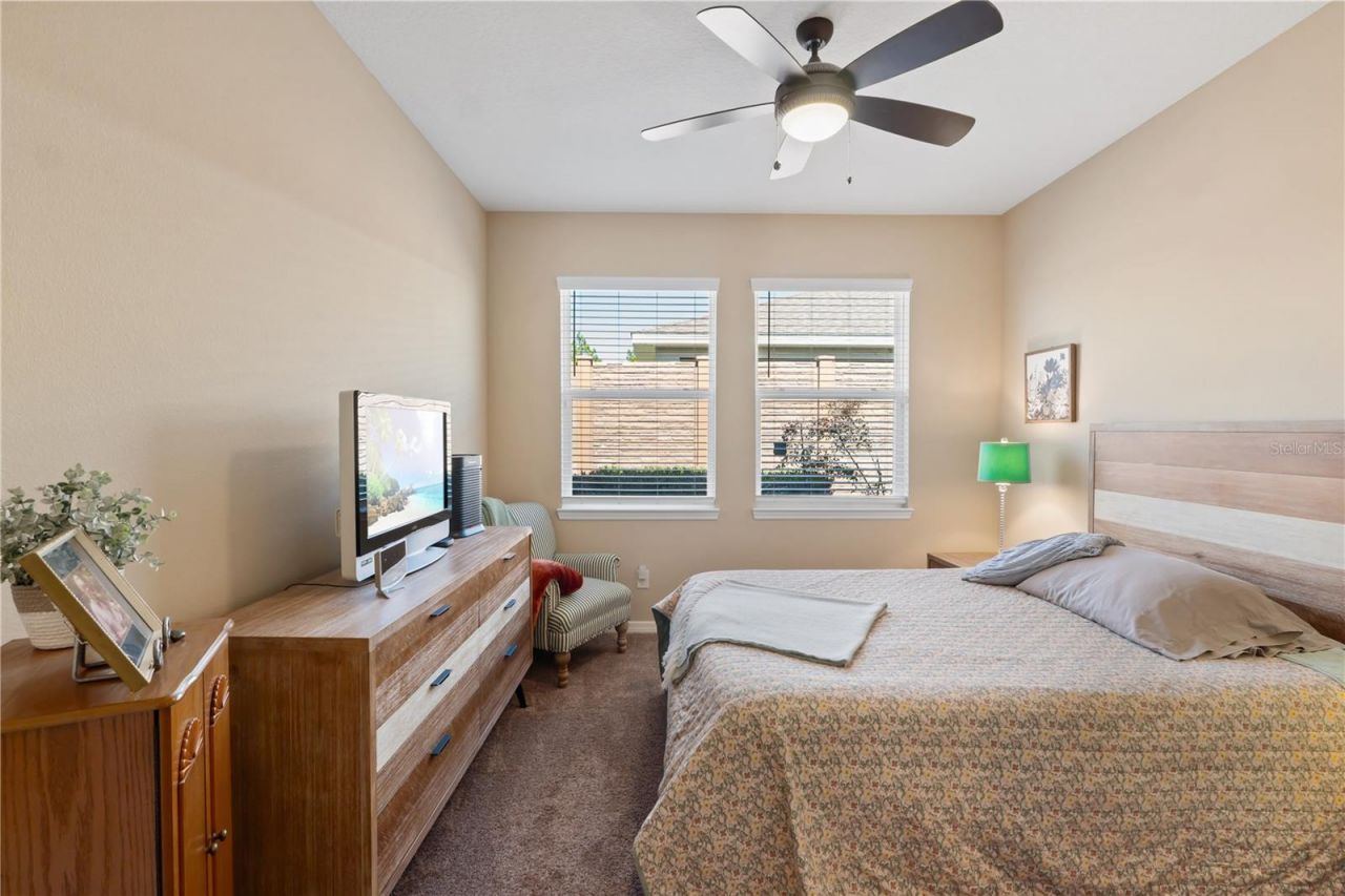 5265 NW 33rd Place , Ocala, FL 34482 Photo