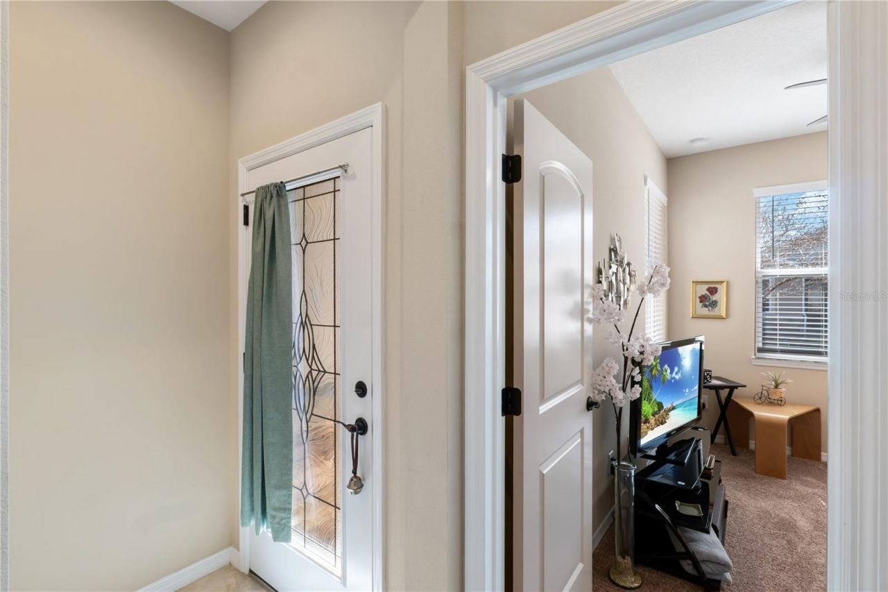 5265 NW 33rd Place , Ocala, FL 34482 Photo