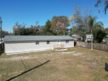 901 S KINGSWAY ROAD , SEFFNER, FL 33584
