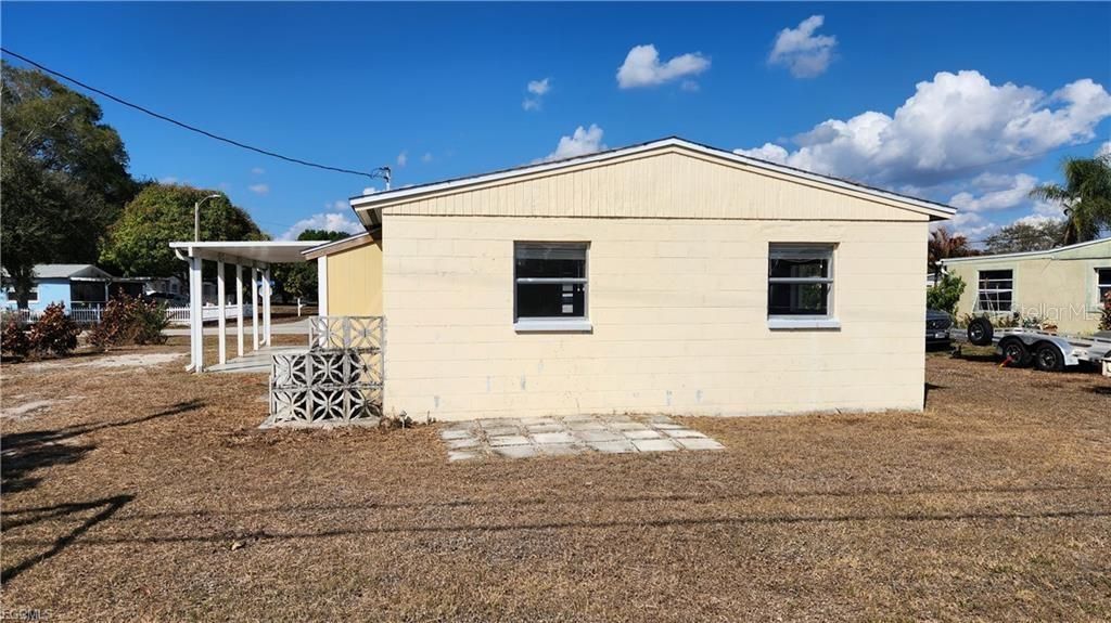 1169 Cherokee Avenue , Lehigh Acres, FL 33936 Photo