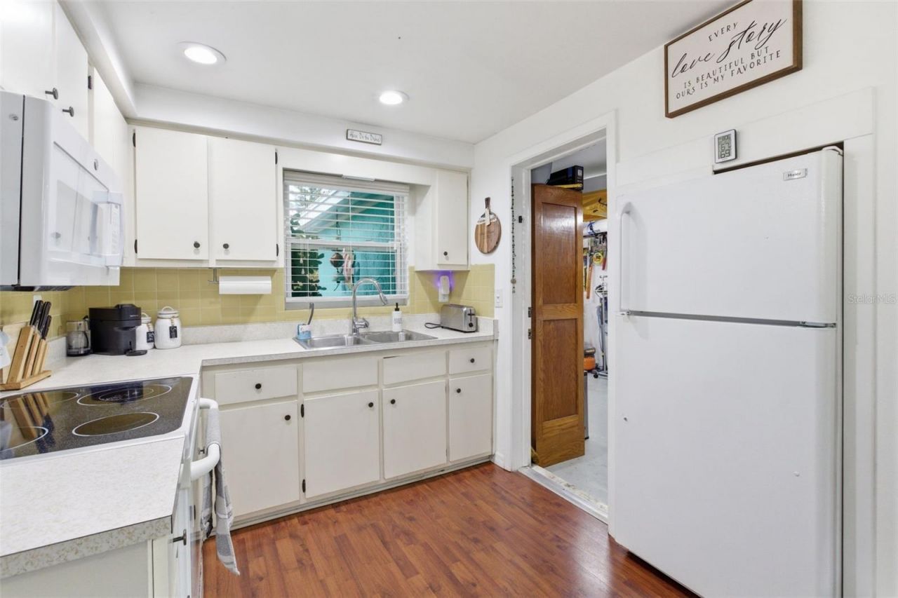 1111 Idlebriar Way , Tarpon Springs, FL 34689 Photo