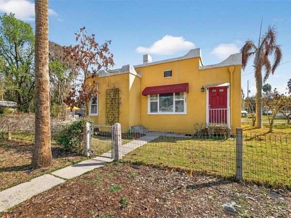 342 S CLAYTON STREET, MOUNT DORA, FL 32757