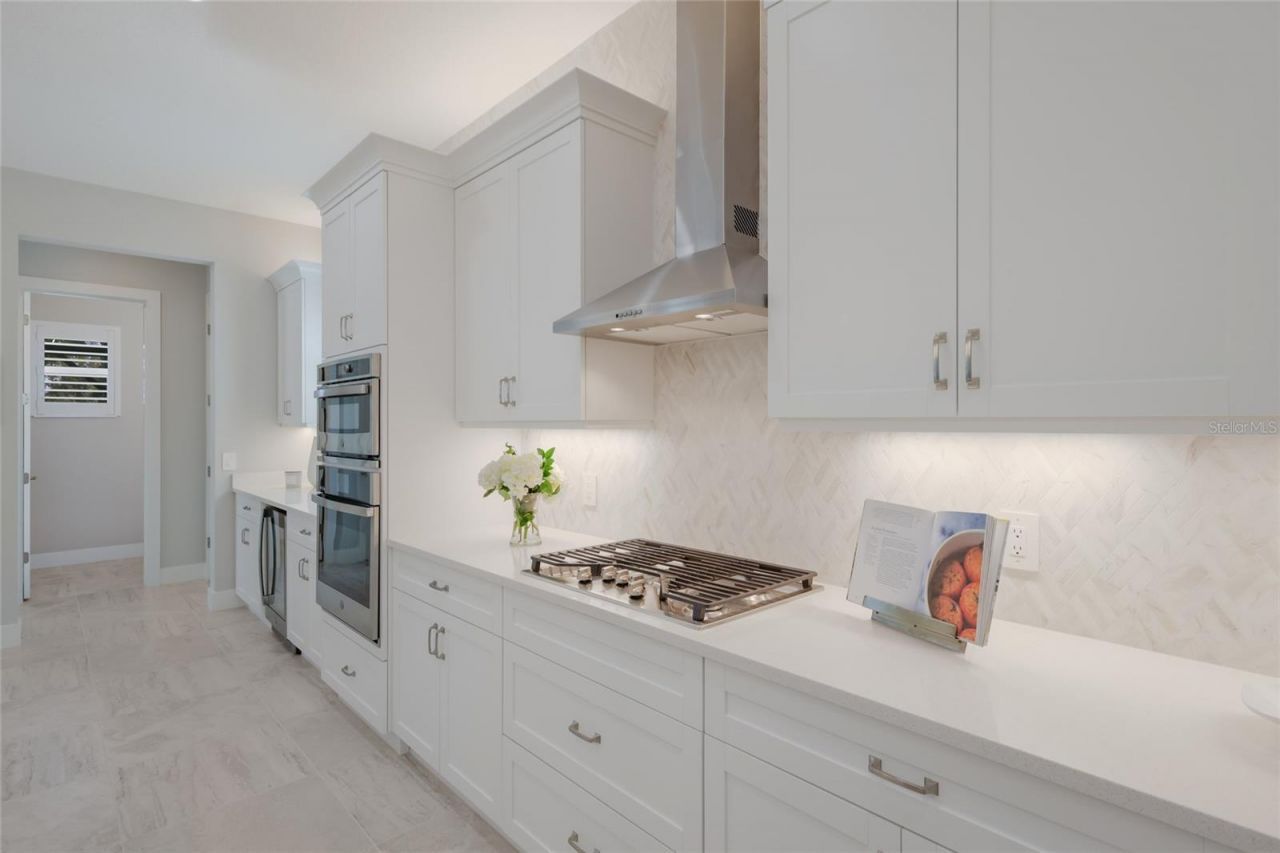 7965 Mainsail Lane, Sarasota, FL 34240 Photo