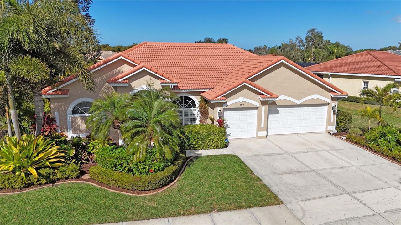 4609 Sweetmeadow Circle , Sarasota, FL 34238 Photo