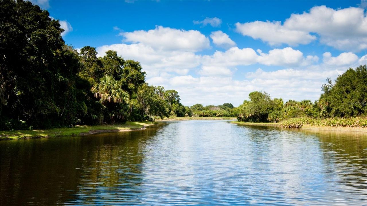 4609 Sweetmeadow Circle , Sarasota, FL 34238 Photo