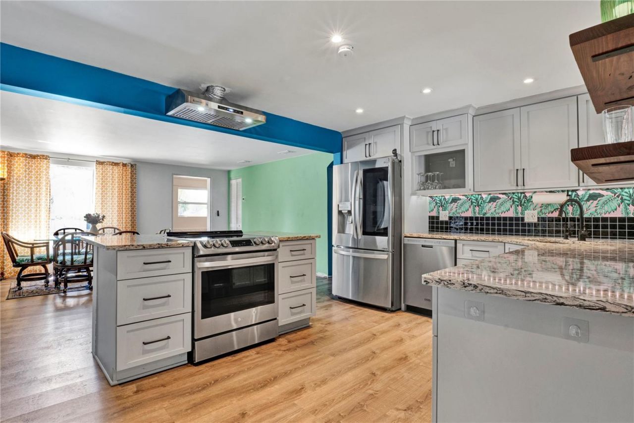 3510 4th Avenue W, Bradenton, FL 34205 Photo