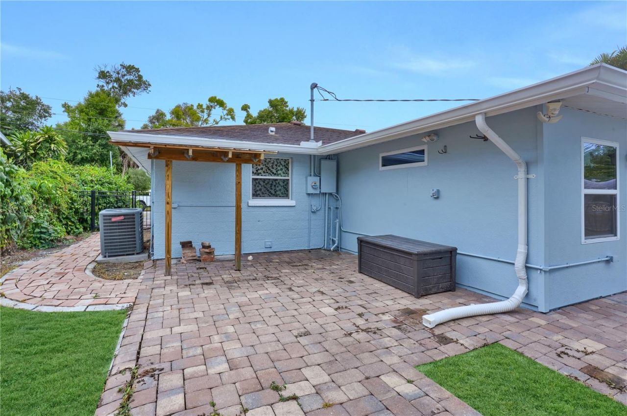 3510 4th Avenue W, Bradenton, FL 34205 Photo