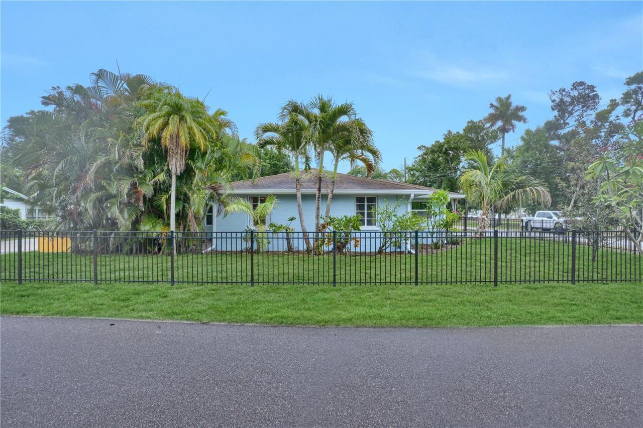 3510 4th Avenue W, Bradenton, FL 34205 Photo