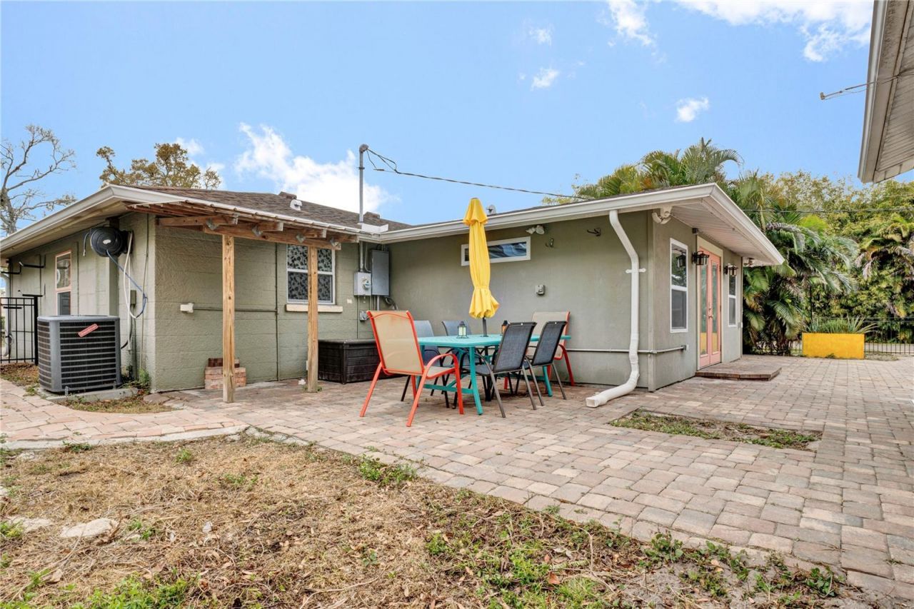 3510 4th Avenue W, Bradenton, FL 34205 Photo