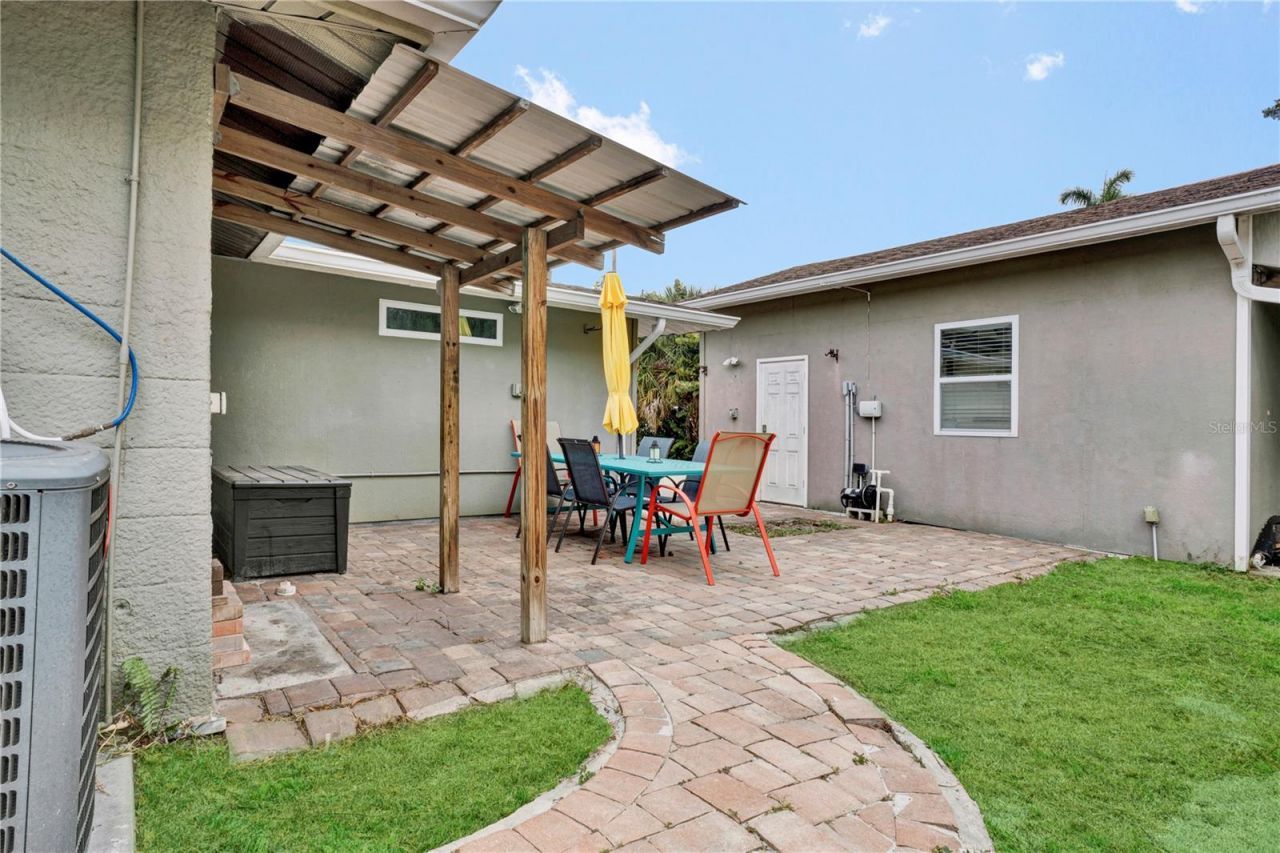 3510 4th Avenue W, Bradenton, FL 34205 Photo