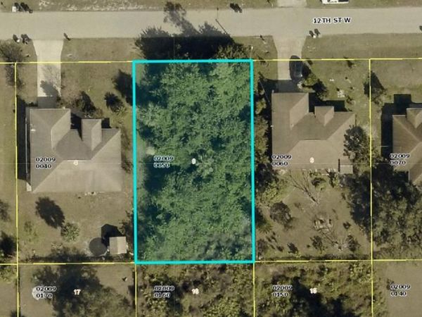 3011 12TH STREET W, LEHIGH ACRES, FL 33971