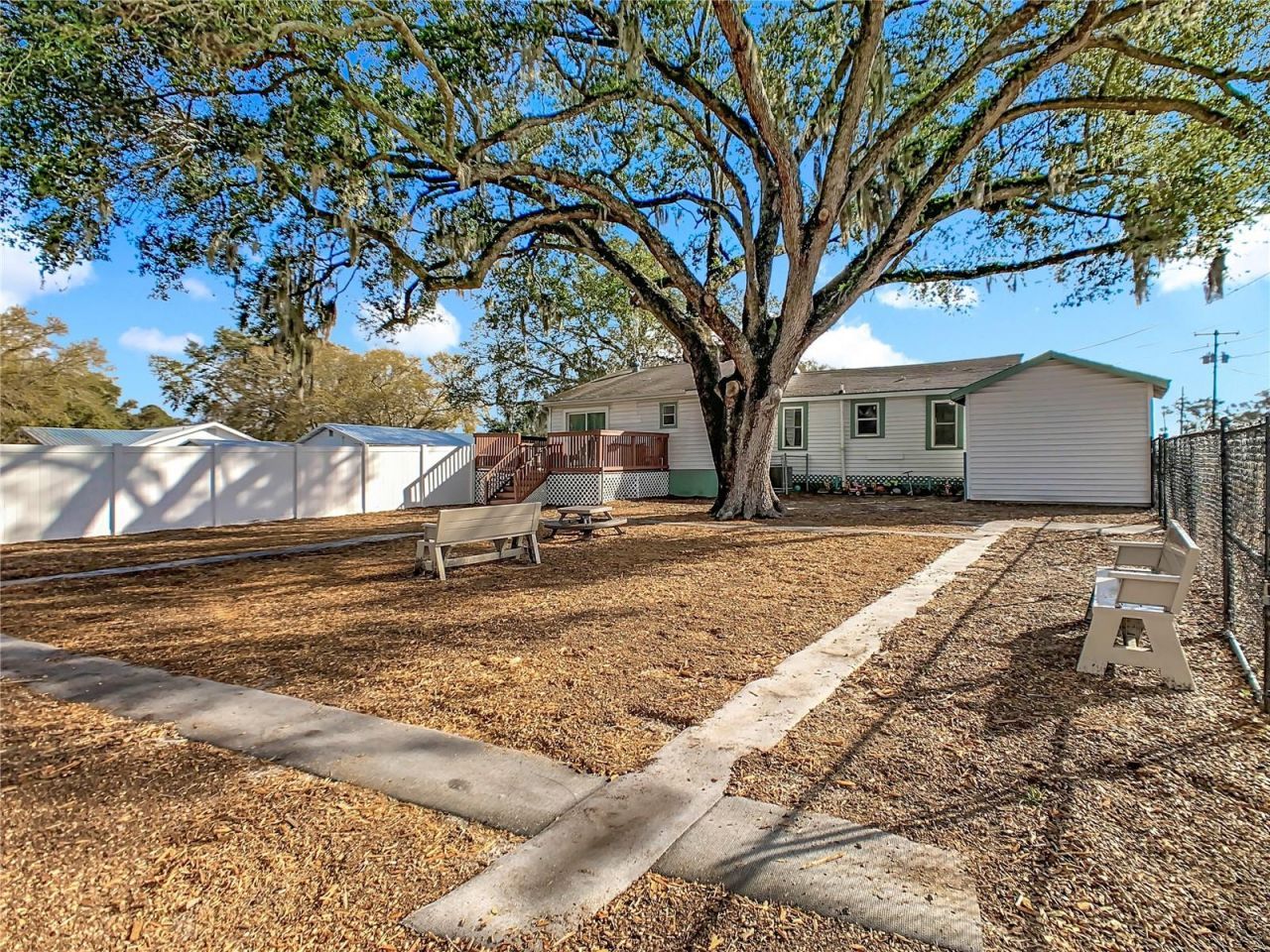 109 Laura Street , Dundee, FL 33838 Photo