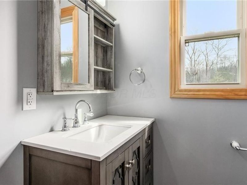 8160 Butcher Knife Road, Roseville, OH 43777 Photo 23