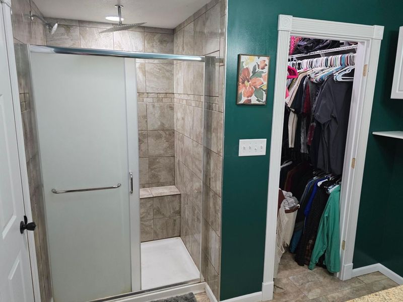 211 E Wapakoneta Street, Waynesfield, OH 45896 Photo 11