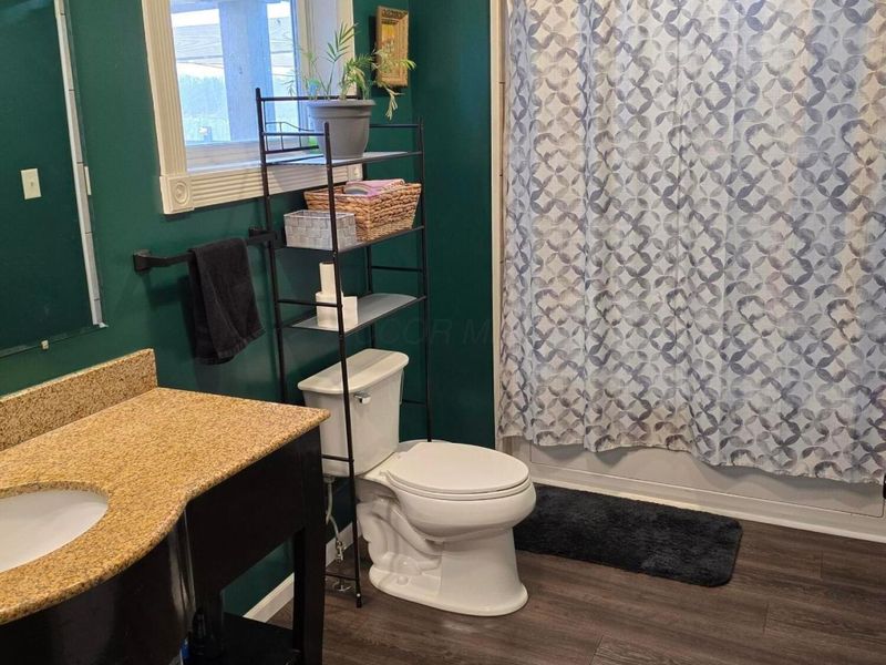 211 E Wapakoneta Street, Waynesfield, OH 45896 Photo 14