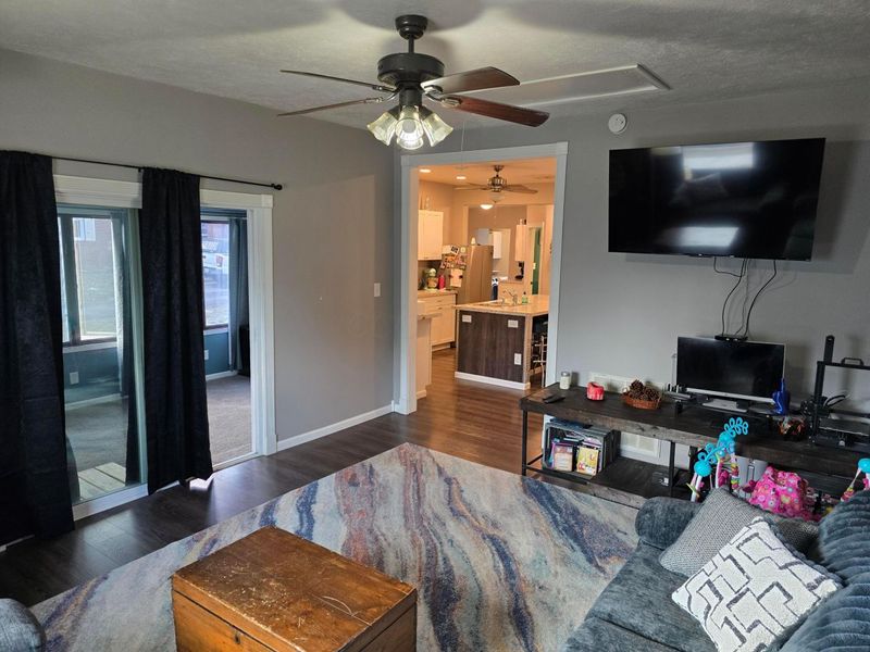 211 E Wapakoneta Street, Waynesfield, OH 45896 Photo 18