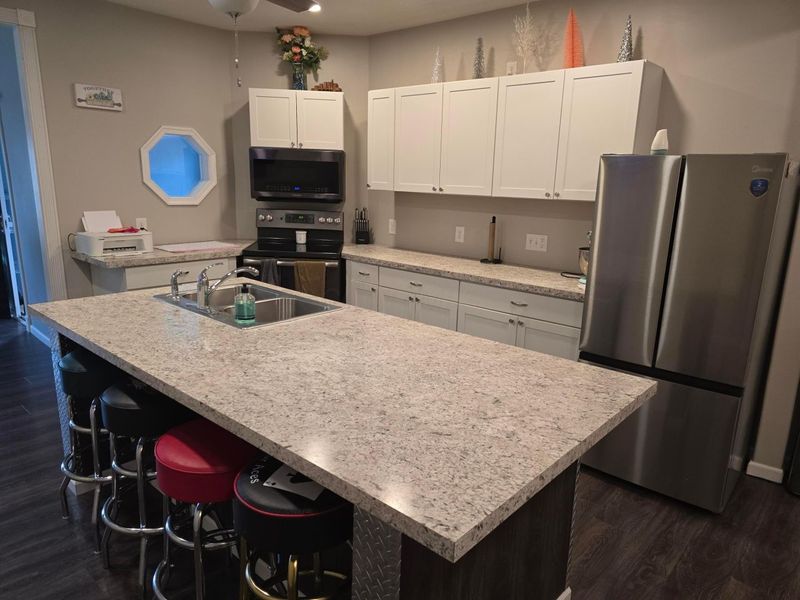 211 E Wapakoneta Street, Waynesfield, OH 45896 Photo 5