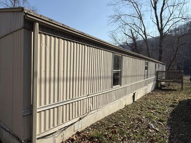 6461 KY-66 , Arjay, KY 40902