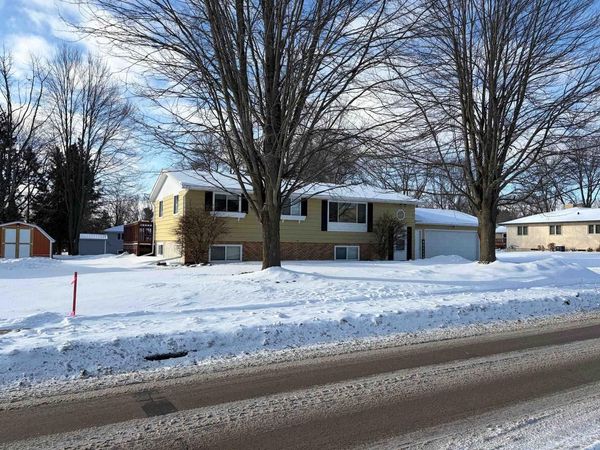 1112 E MC MILLAN STREET, Marshfield, WI 54449