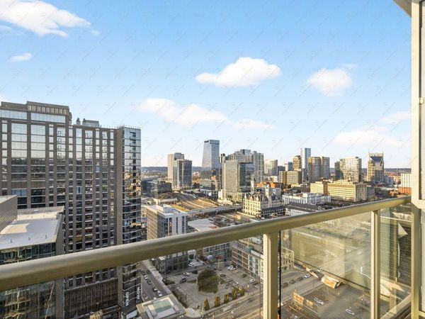 1212 Laurel St, Unit 2206, Nashville, TN 37203