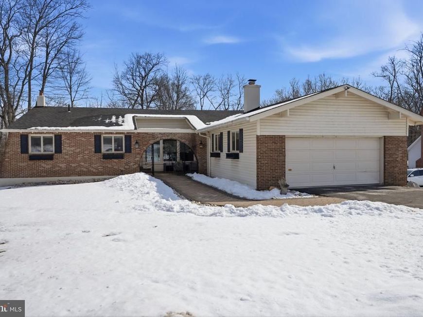 216 Bruce Road, Washington Crossing, PA 18977 Main Photo