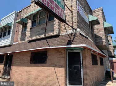 6721 23 ELMWOOD AVENUE , PHILADELPHIA, PA 19142