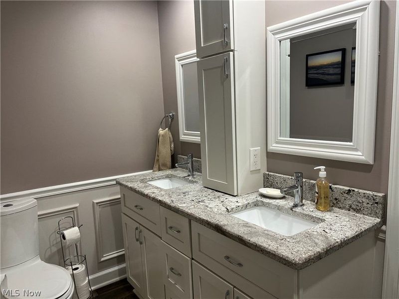 13325 Longspur Court, Valley View, OH 44125 Photo 29