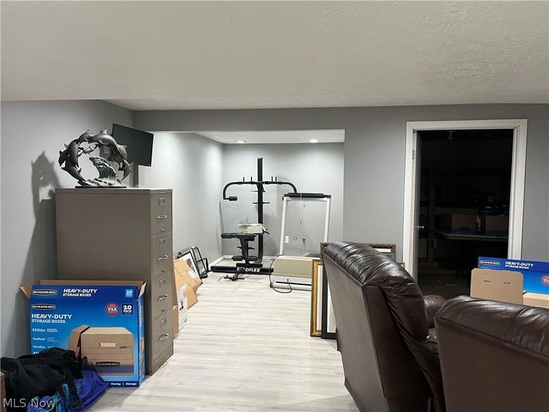 13325 Longspur Court, Valley View, OH 44125 Photo 40